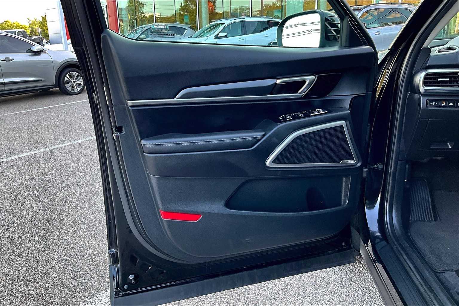 2022 Kia Telluride LX - Photo 9