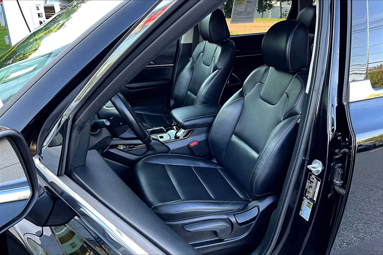 2022 Kia Telluride LX - Photo 10