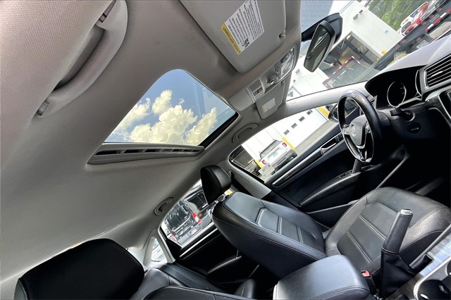 2018 Volkswagen Passat  - Photo 18