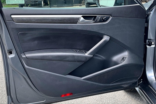 2018 Volkswagen Passat  - Photo 19