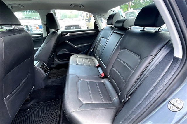 2018 Volkswagen Passat  - Photo 22