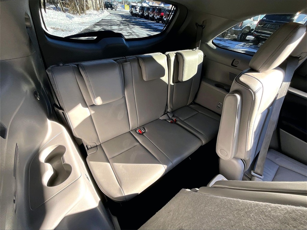 2018 Toyota Highlander SE - Photo 17