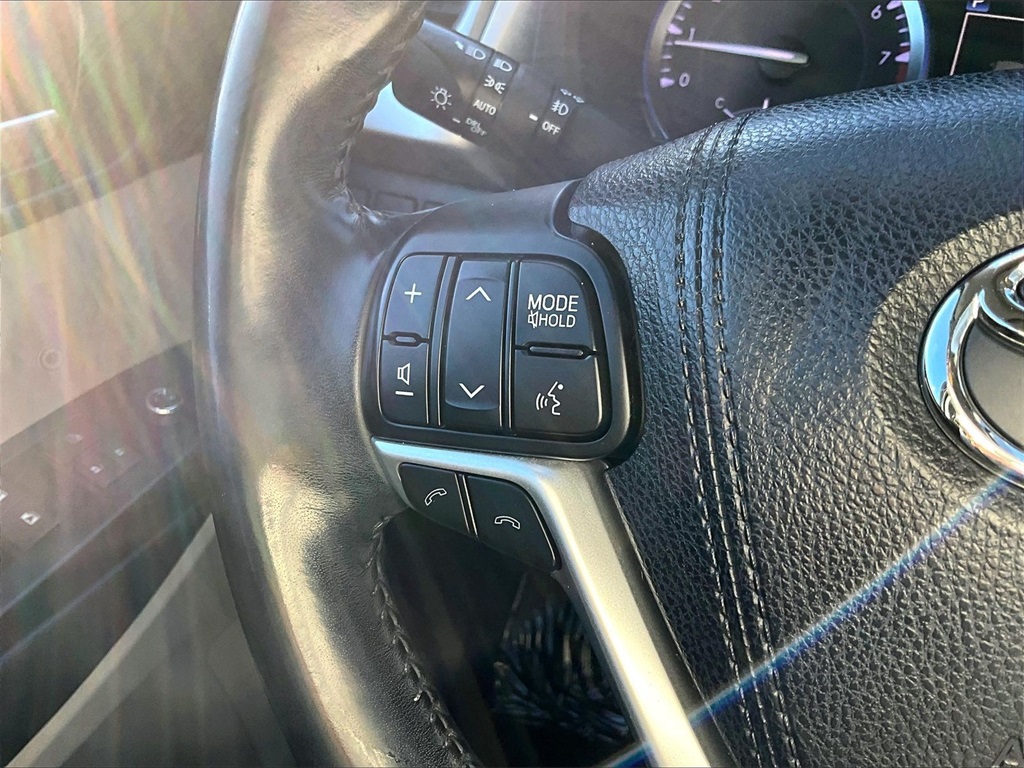 2018 Toyota Highlander SE - Photo 24