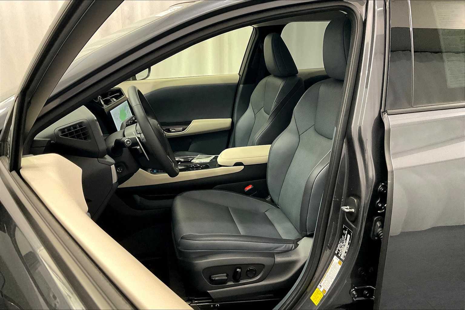 2024 Lexus RZ RZ 450e Premium - Photo 10