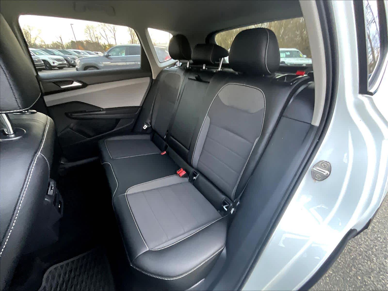 2022 Volkswagen Taos SE - Photo 15