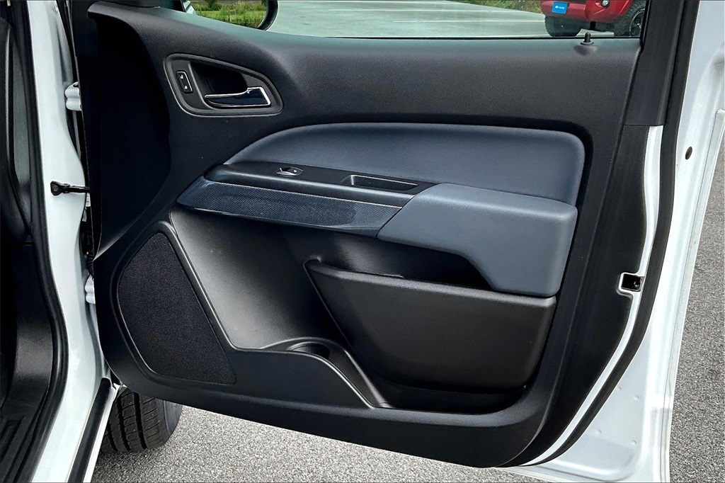 2022 Chevrolet Colorado Z71 - Photo 12