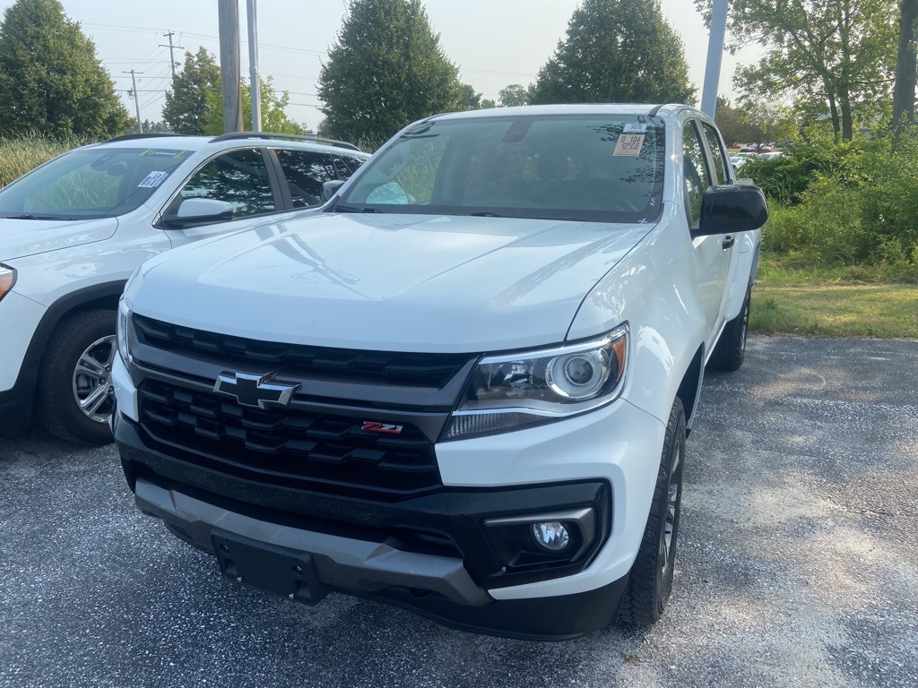 2022 Chevrolet Colorado Z71 - Photo 2