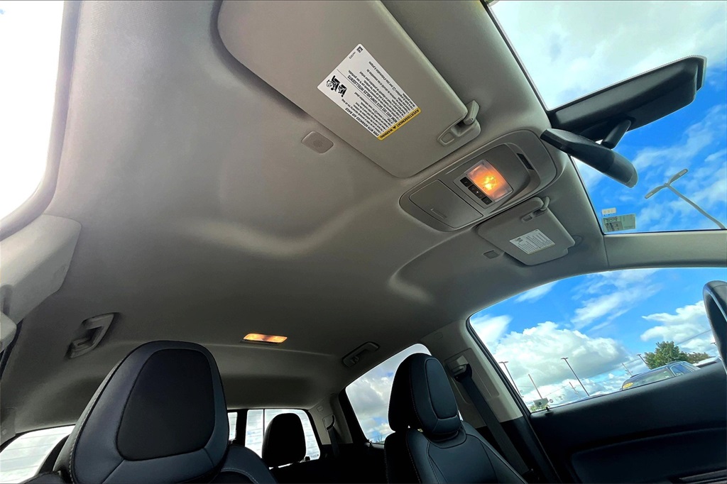 2022 Chevrolet Colorado Z71 - Photo 22