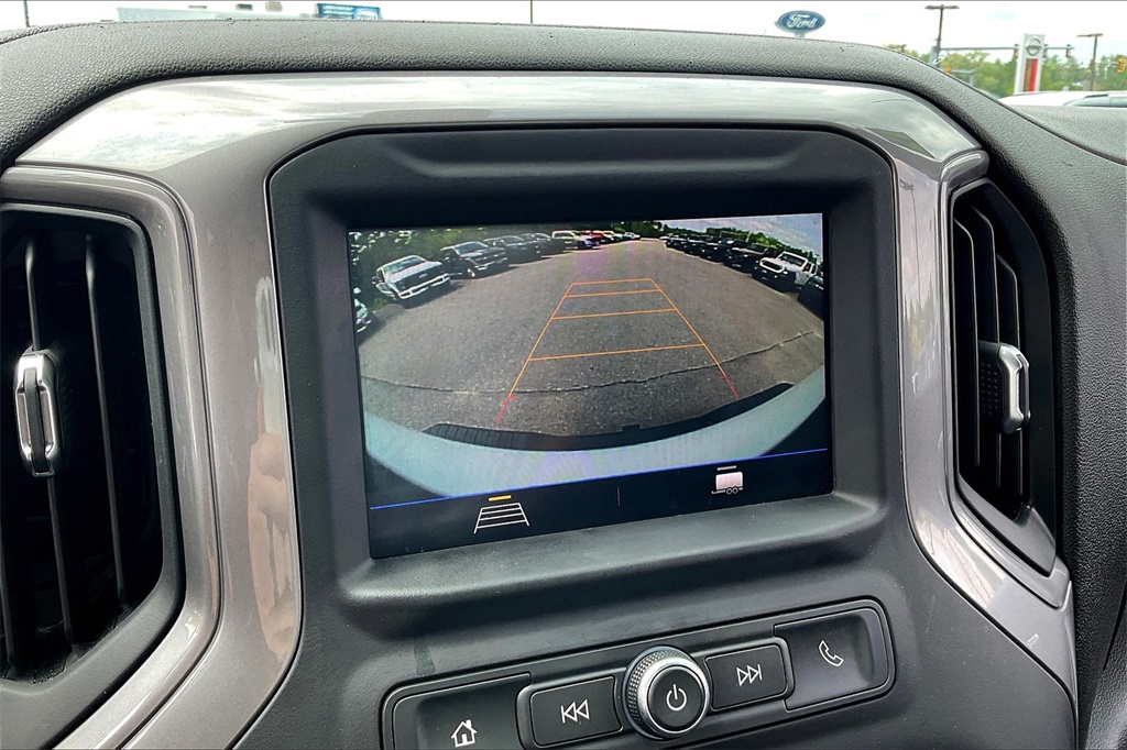 2021 Chevrolet Silverado 2500HD Custom - Photo 18