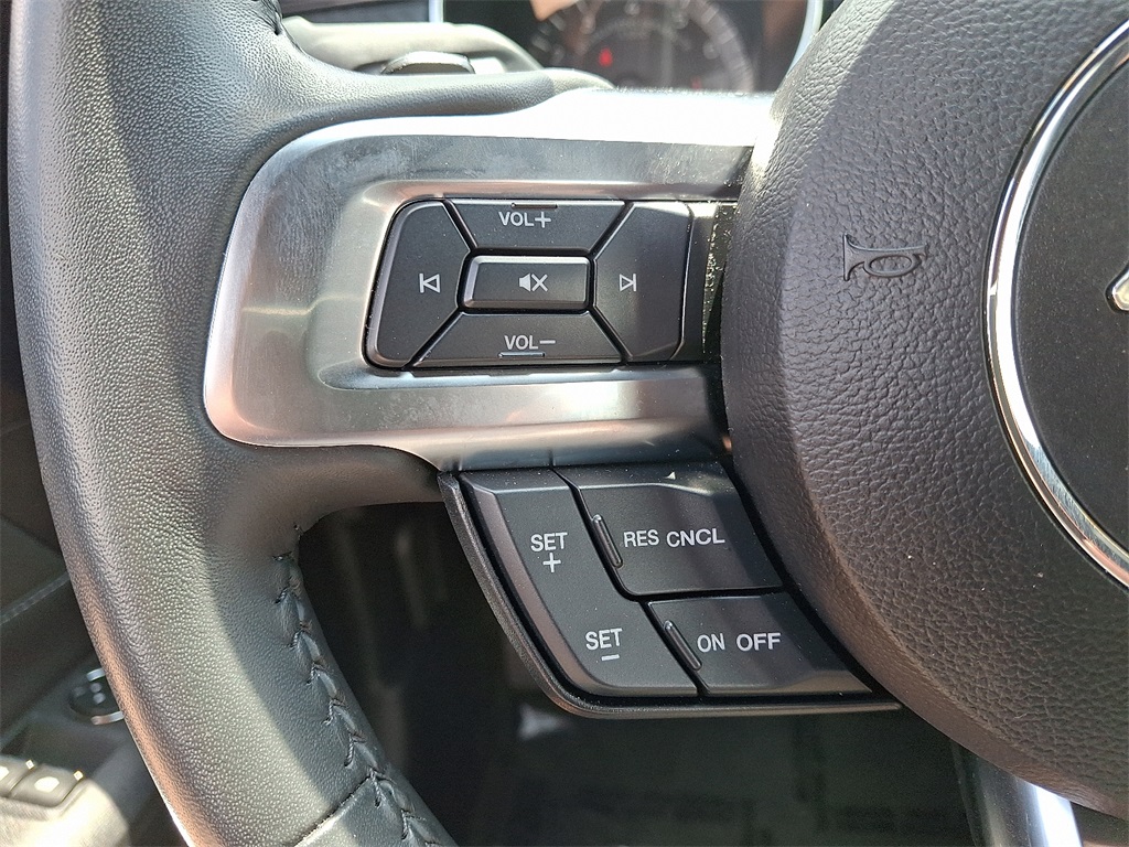 2018 Ford Mustang EcoBoost - Photo 20