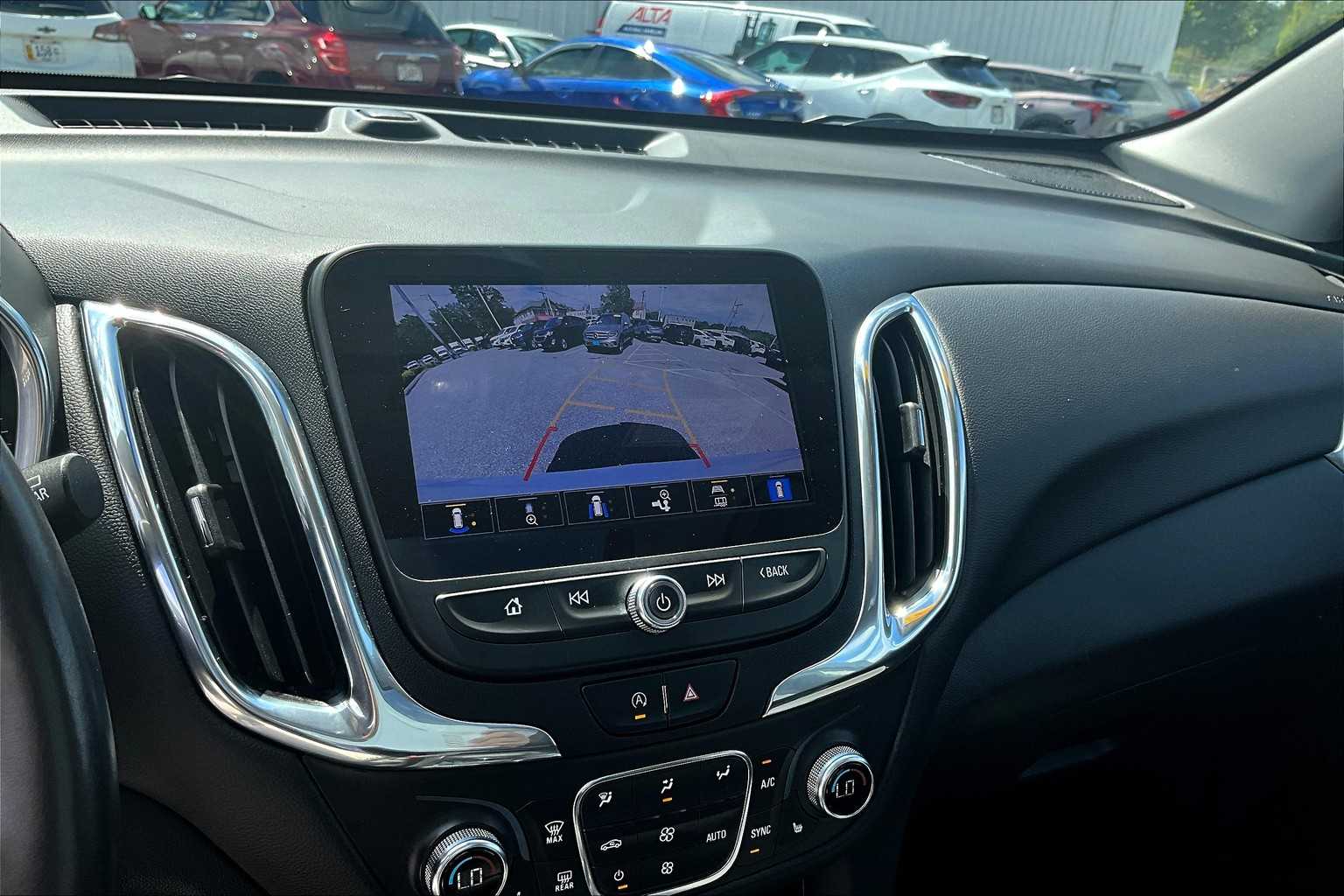 2022 Chevrolet Equinox LT - Photo 19