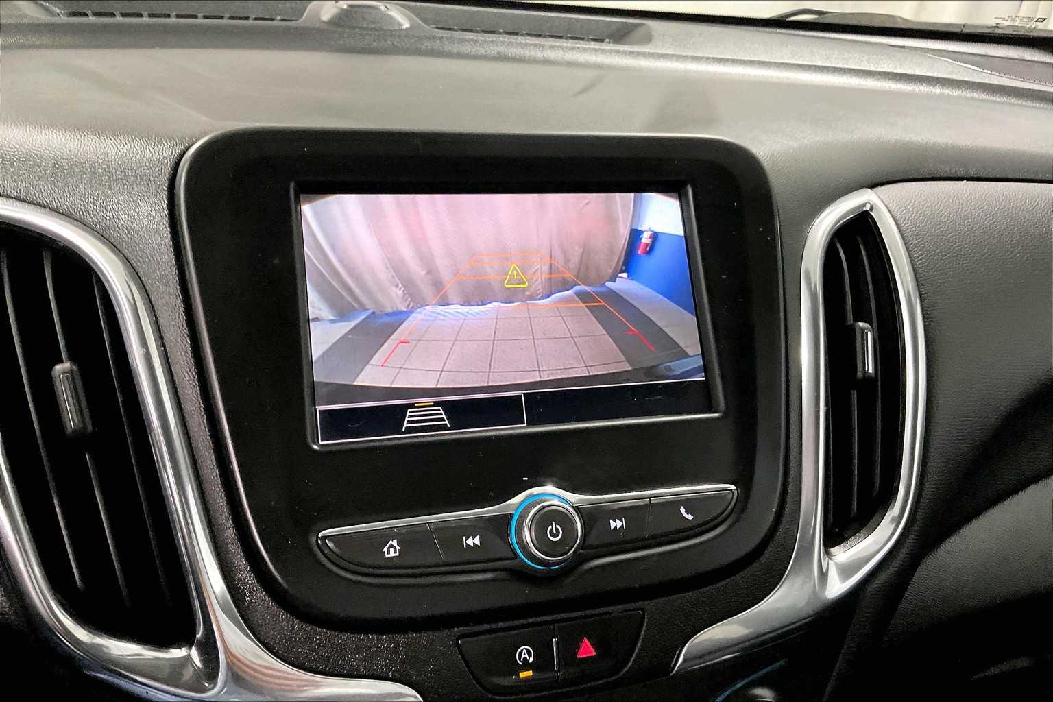 2022 Chevrolet Equinox LT - Photo 19