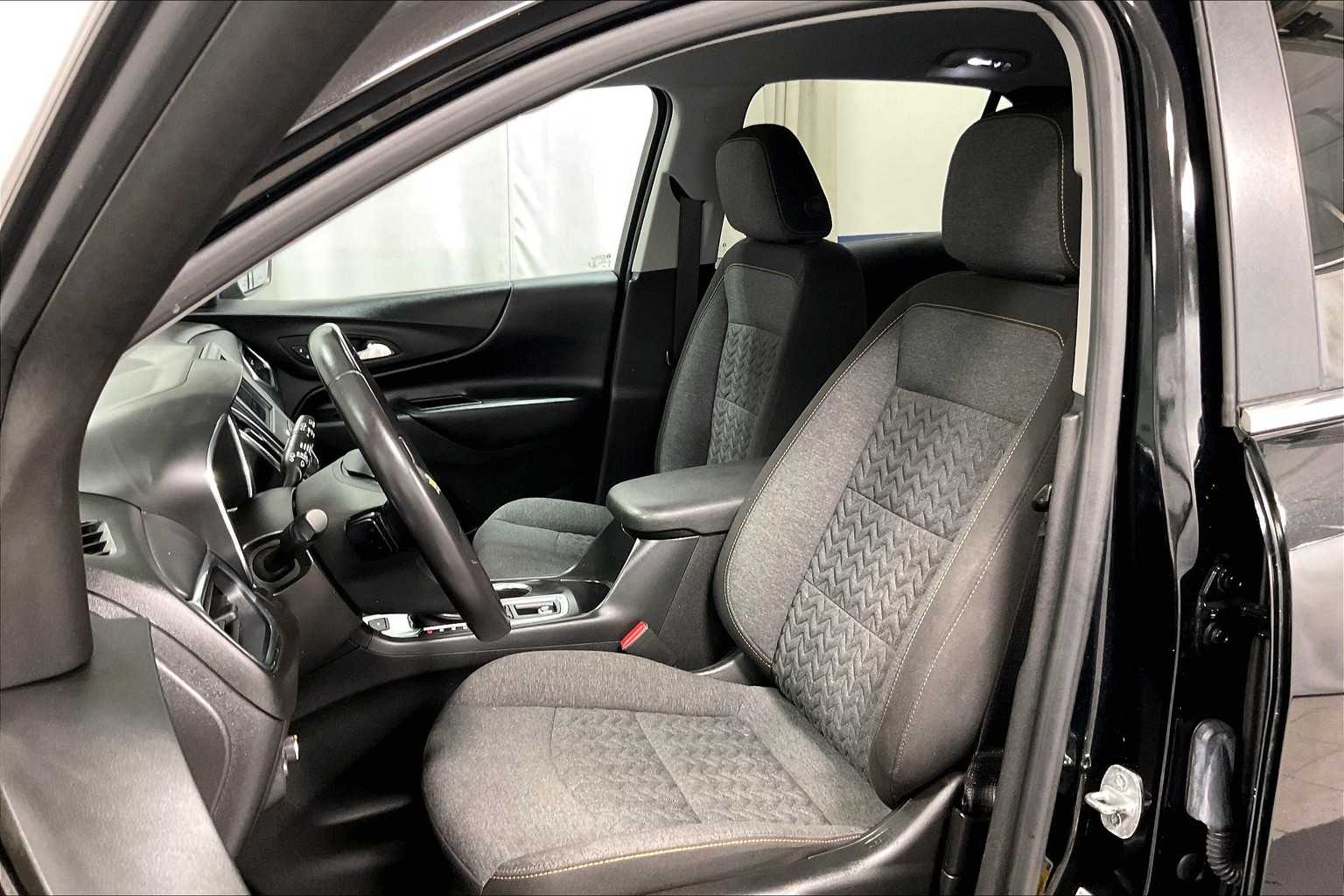 2022 Chevrolet Equinox LT - Photo 10