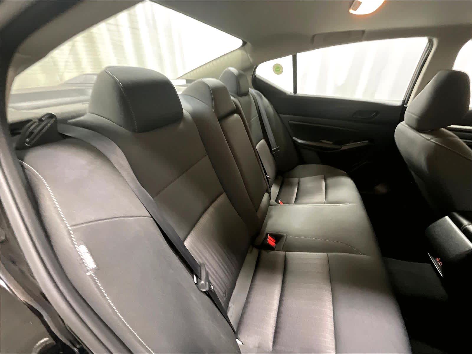 2023 Nissan Altima 2.5 SV - Photo 16