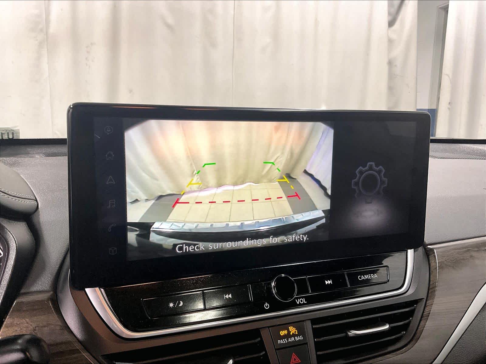 2023 Nissan Altima 2.5 SV - Photo 19