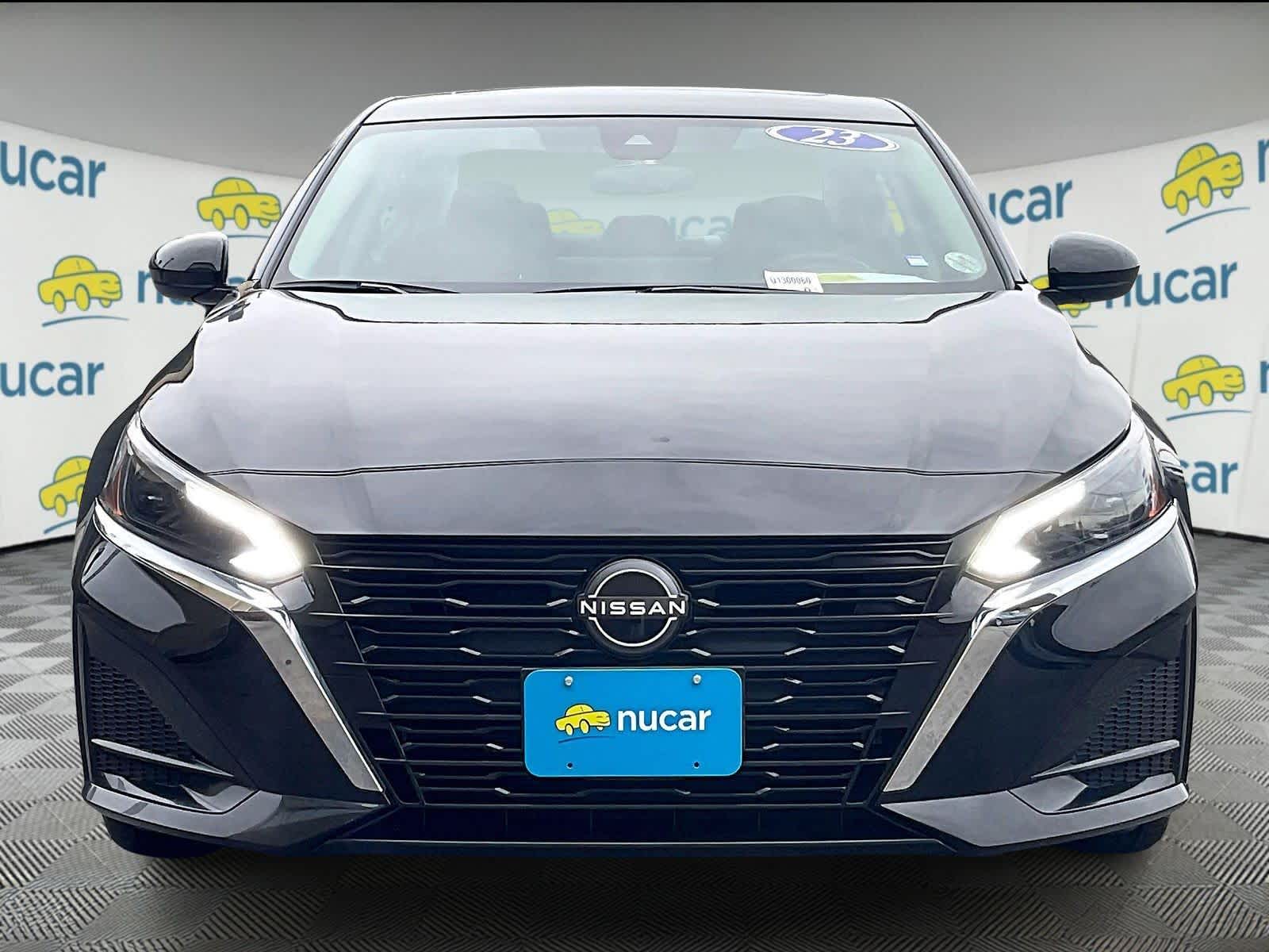 2023 Nissan Altima 2.5 SV - Photo 2