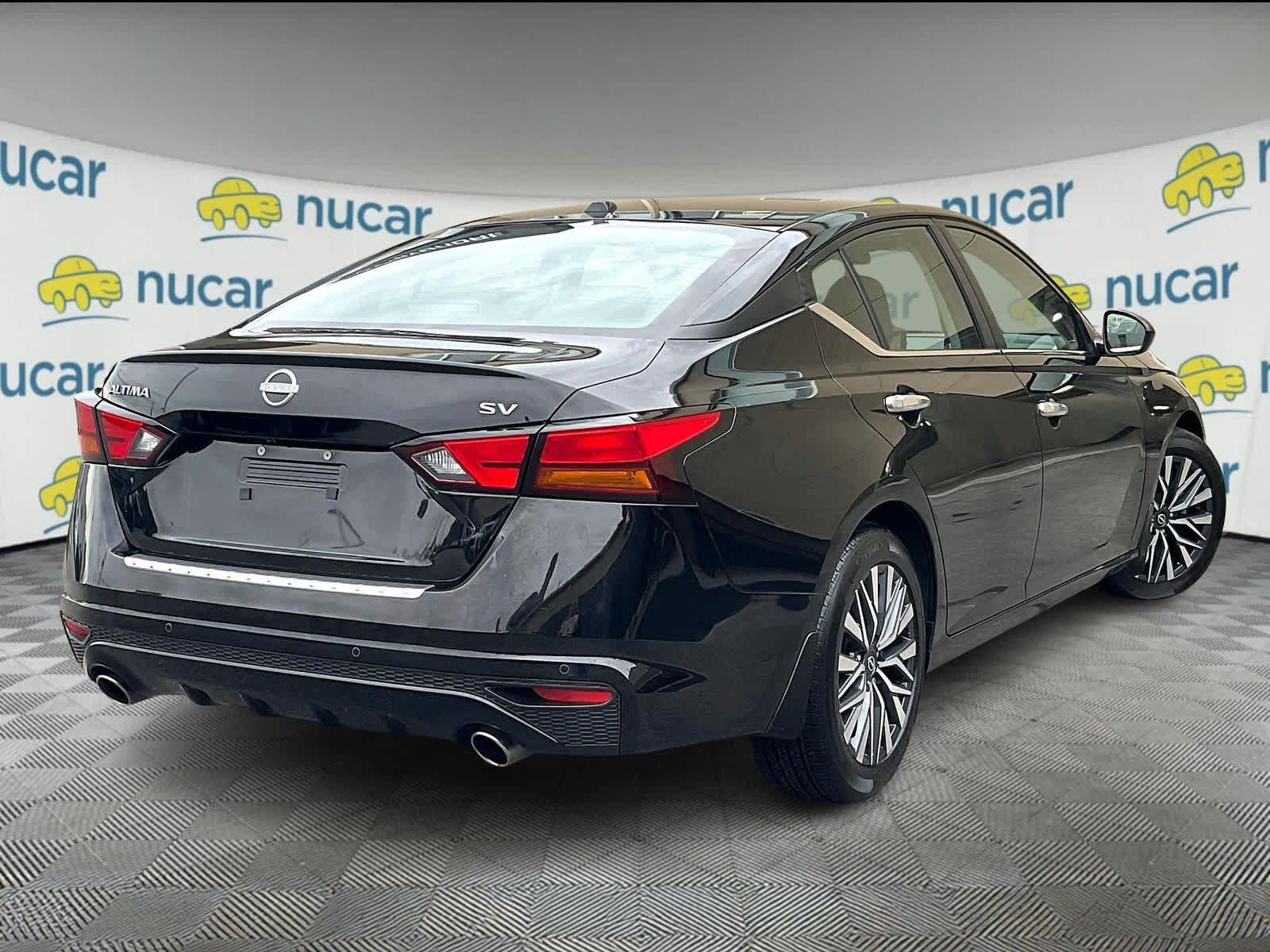 2023 Nissan Altima 2.5 SV - Photo 6