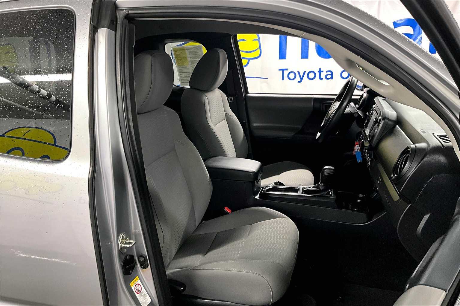 2019 Toyota Tacoma SR - Photo 11