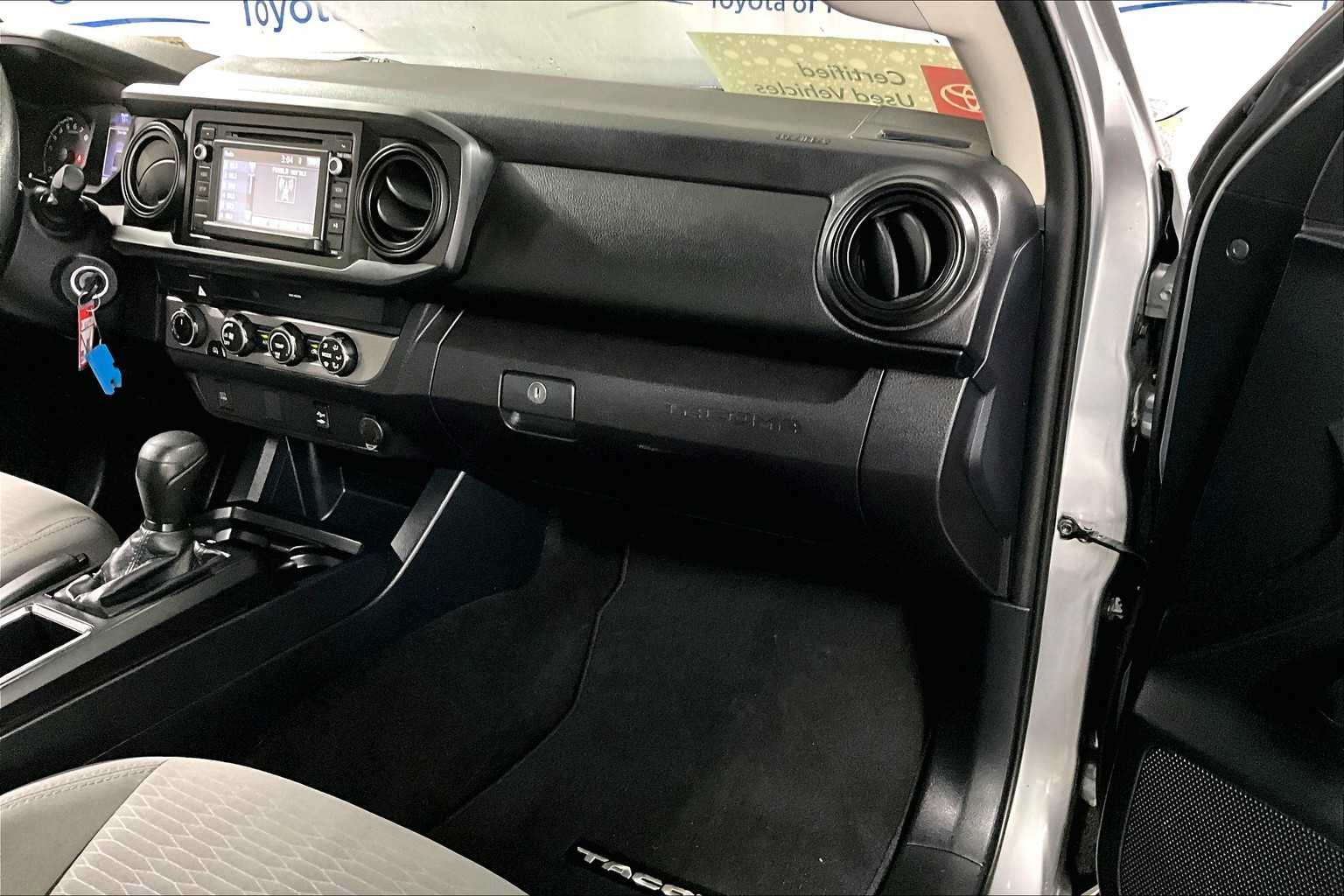 2019 Toyota Tacoma SR - Photo 13