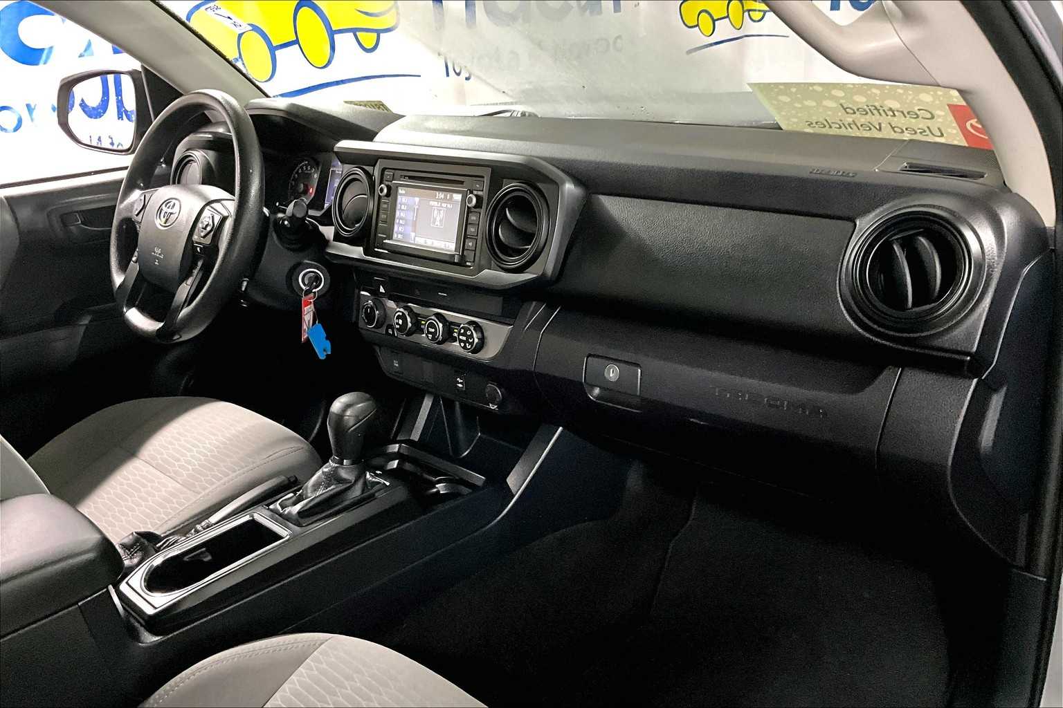 2019 Toyota Tacoma SR - Photo 14