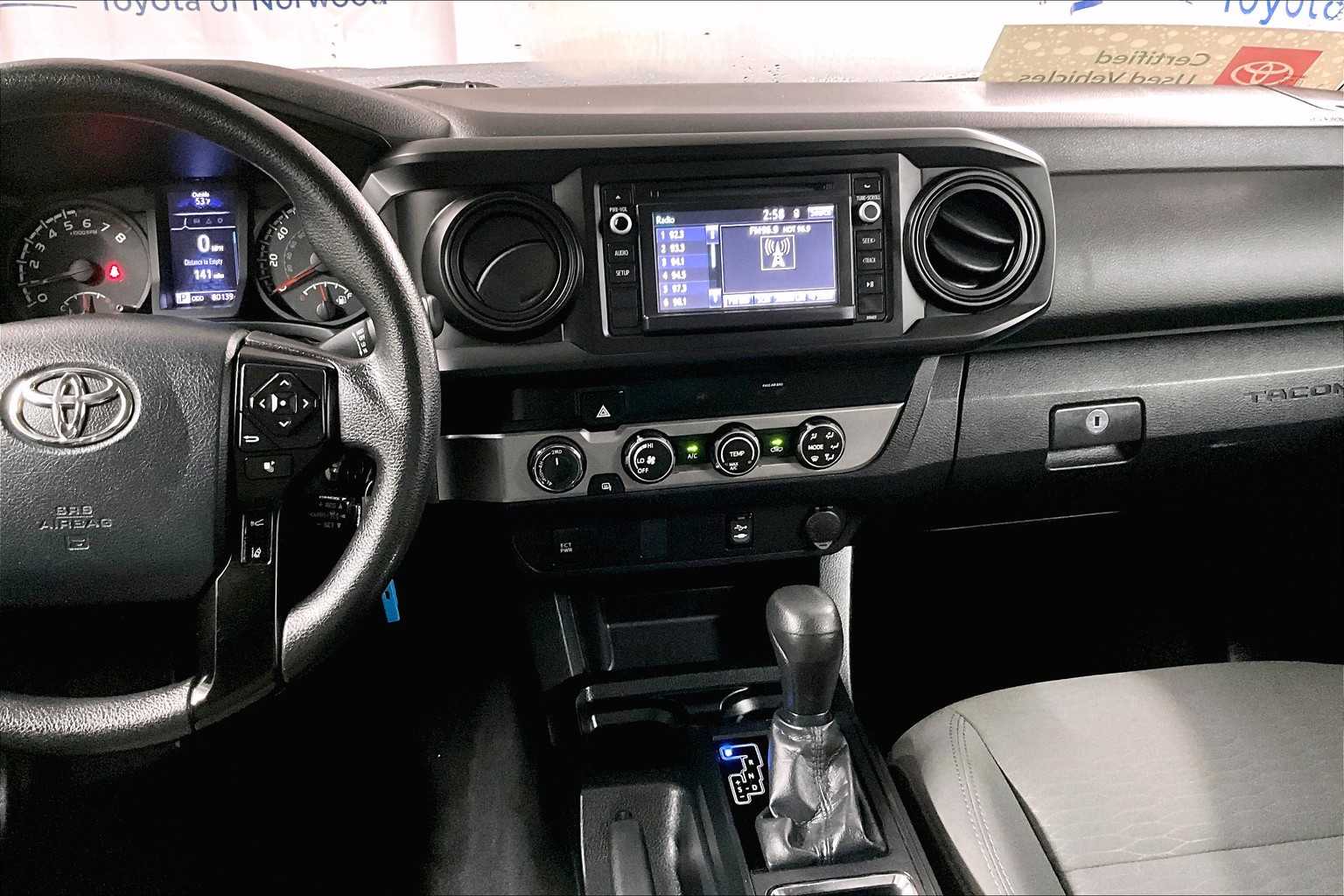 2019 Toyota Tacoma SR - Photo 18