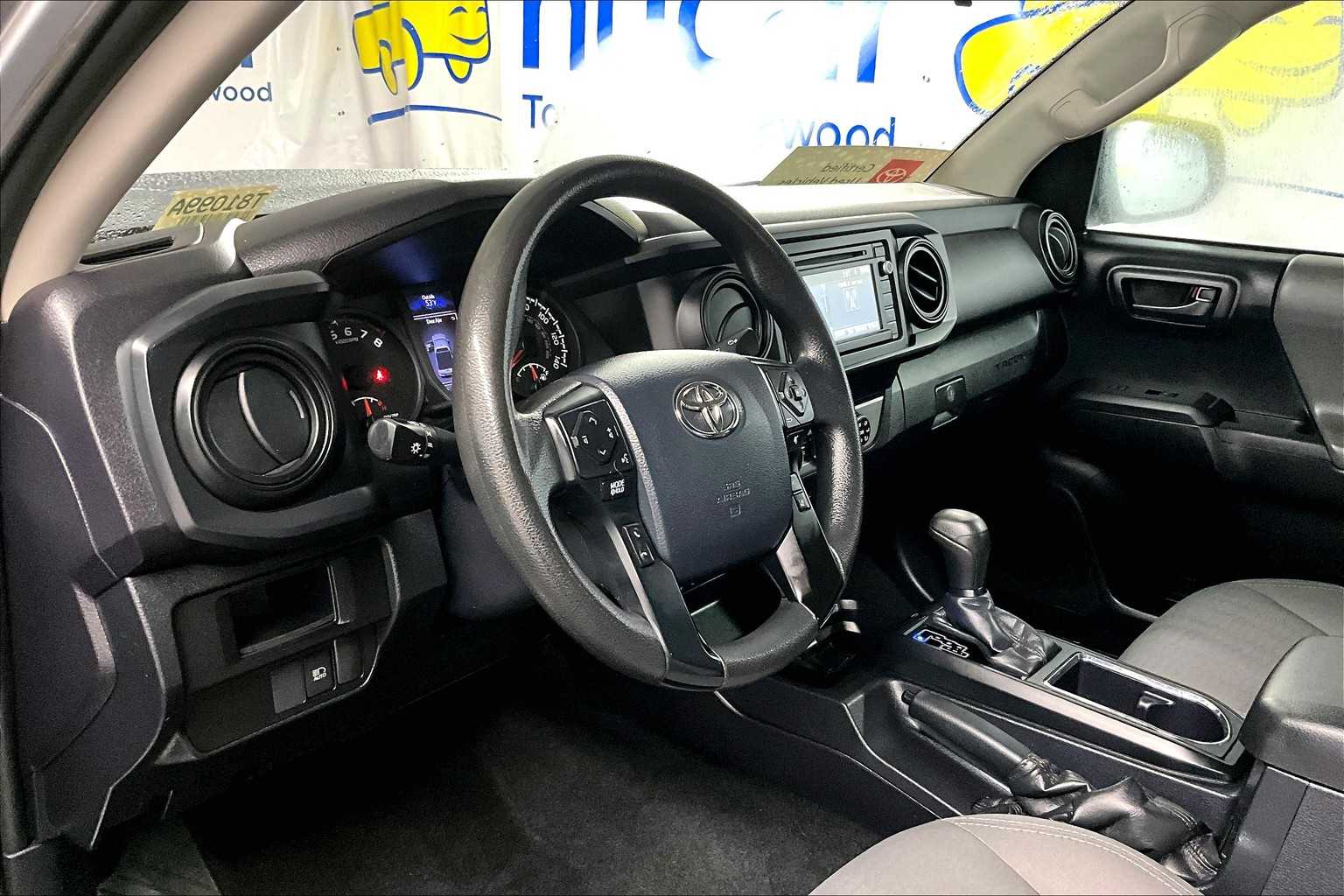 2019 Toyota Tacoma SR - Photo 8