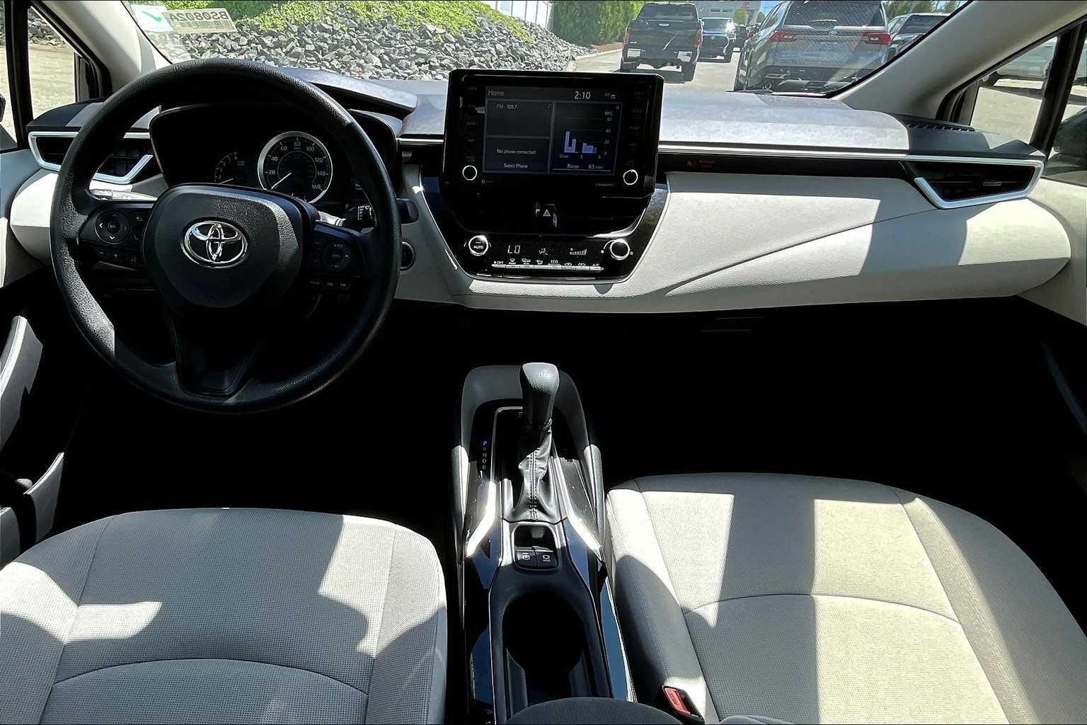 2022 Toyota Corolla LE - Photo 21