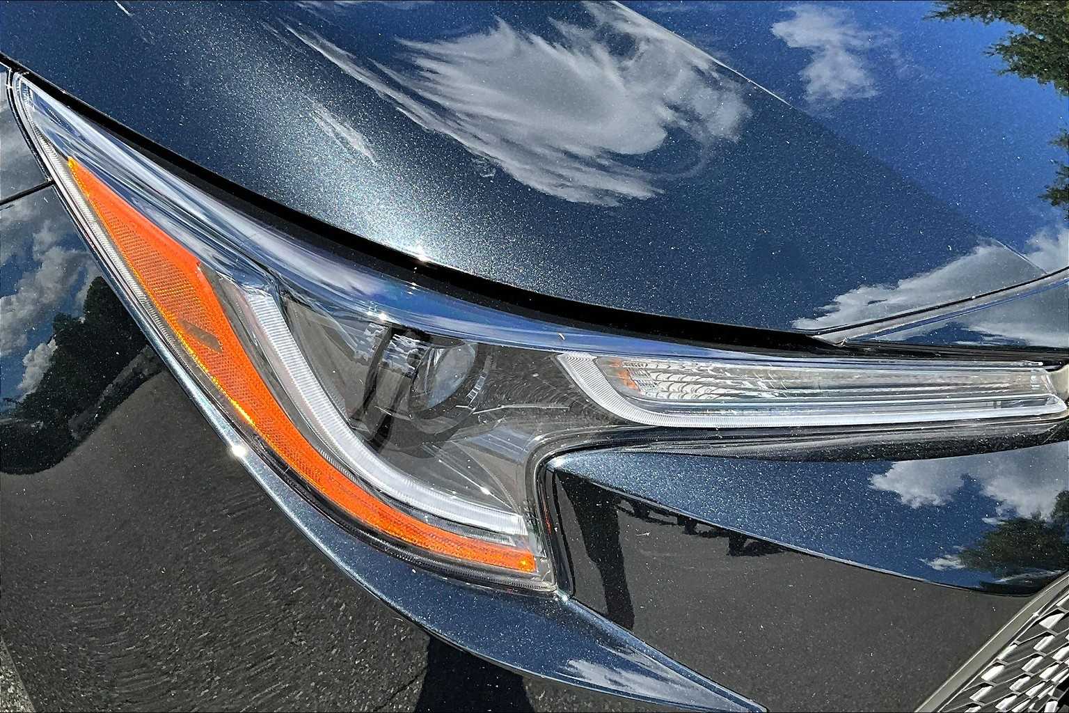2022 Toyota Corolla LE - Photo 31