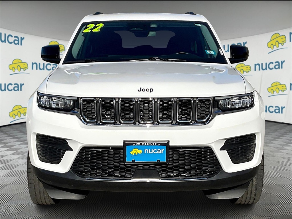 2022 Jeep Grand Cherokee Laredo - Photo 2