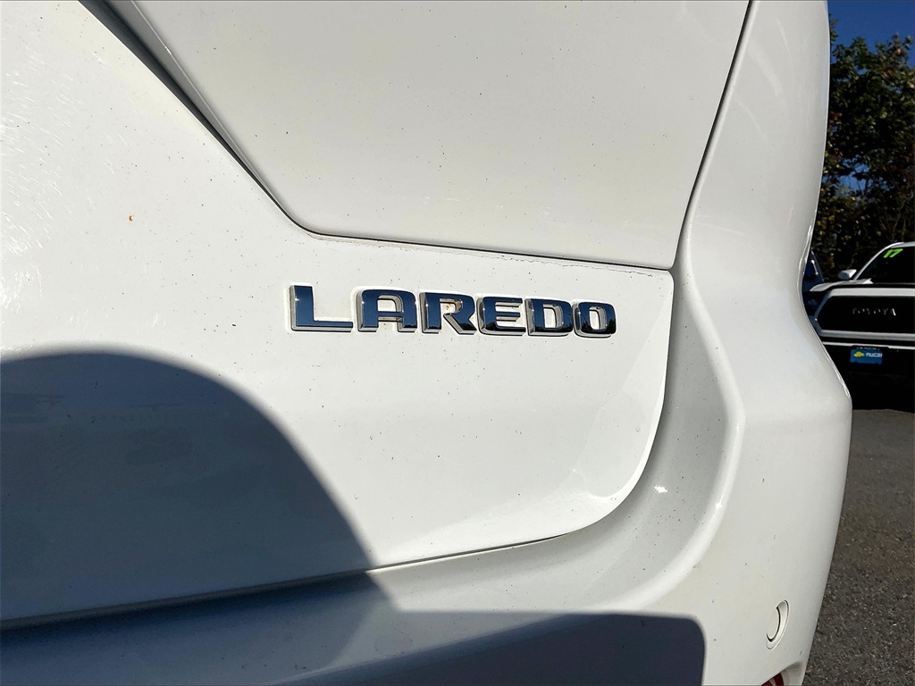 2022 Jeep Grand Cherokee Laredo - Photo 26