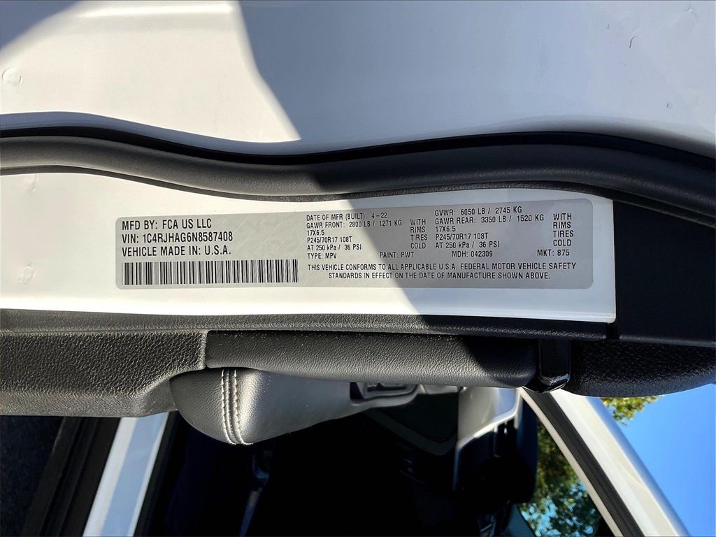 2022 Jeep Grand Cherokee Laredo - Photo 31