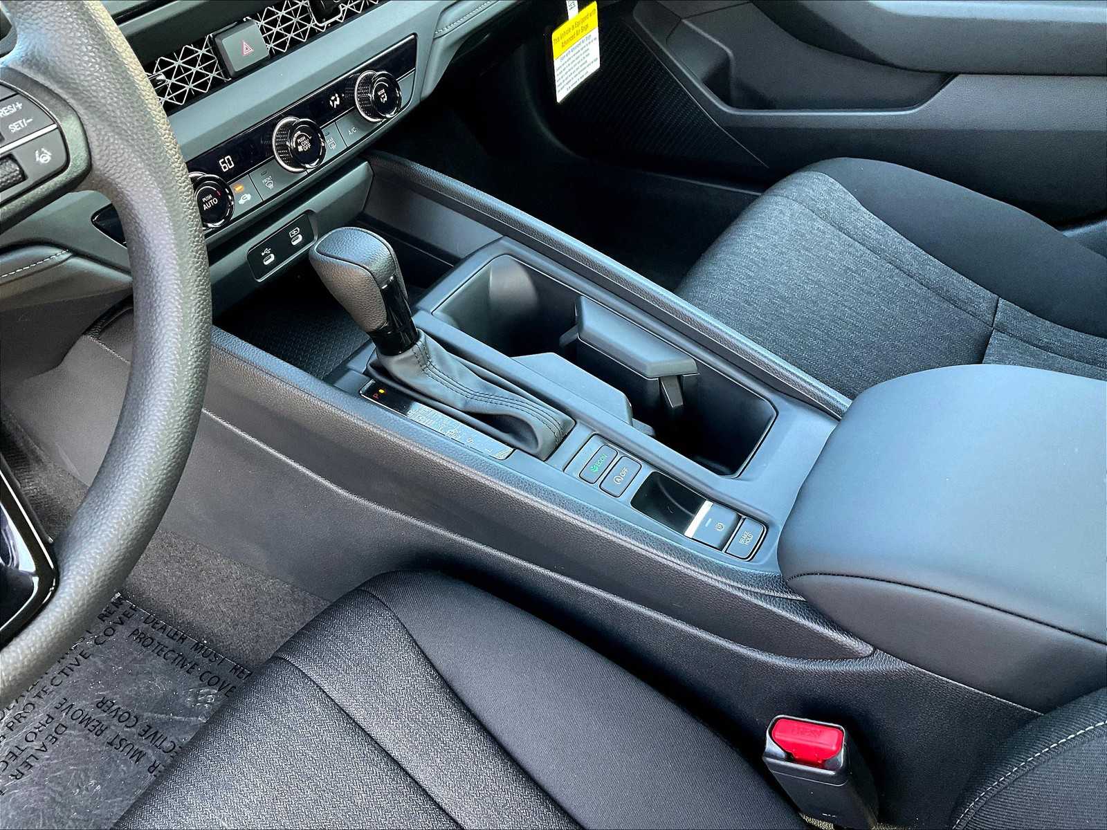 2025 Honda Accord LX - Photo 14
