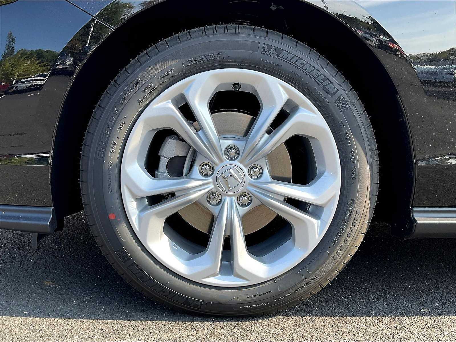 2025 Honda Accord LX - Photo 8