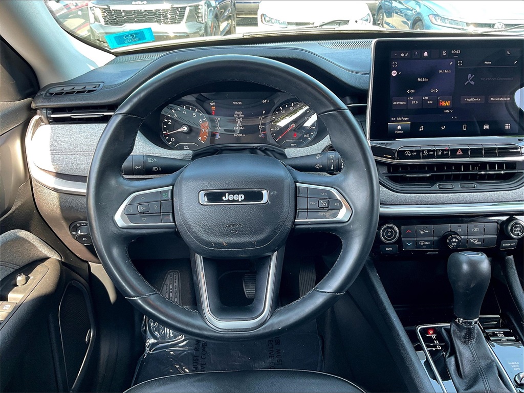 2022 Jeep Compass Latitude Lux - Photo 16