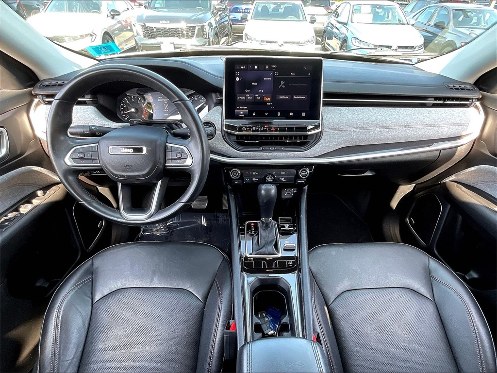 2022 Jeep Compass Latitude Lux - Photo 20