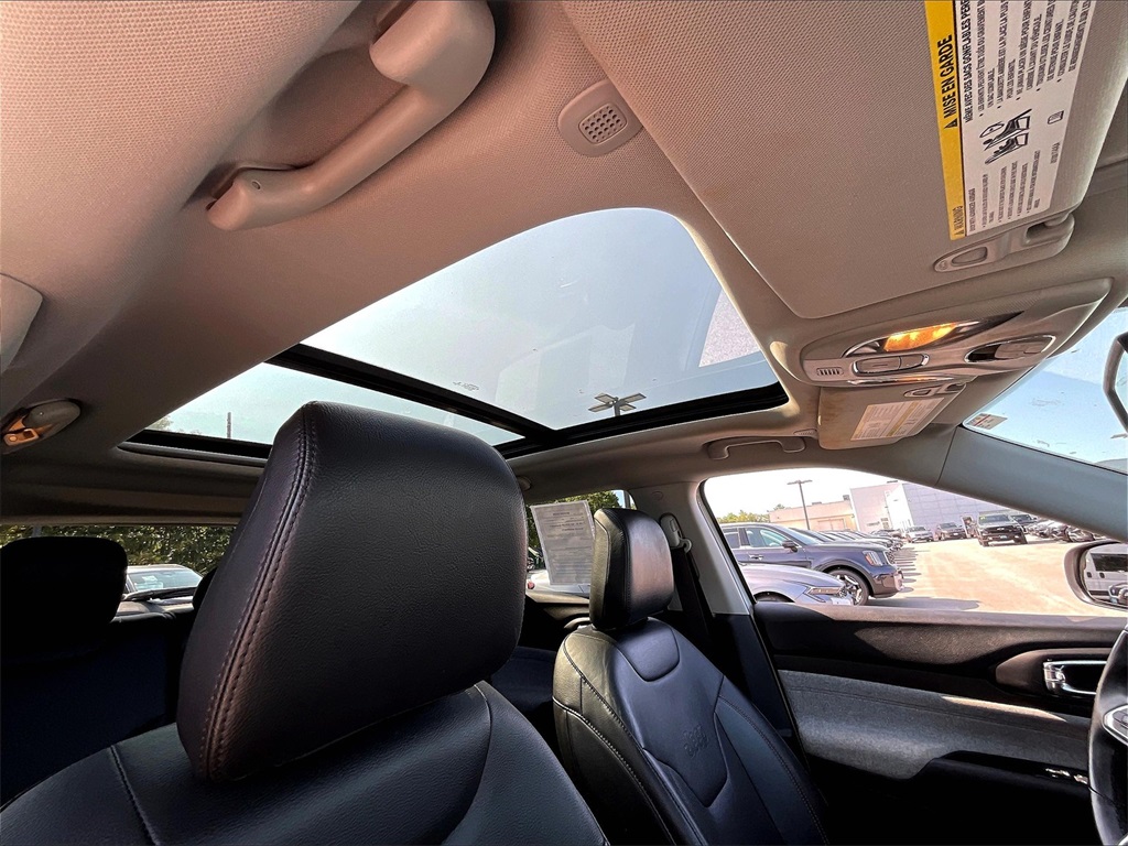 2022 Jeep Compass Latitude Lux - Photo 21