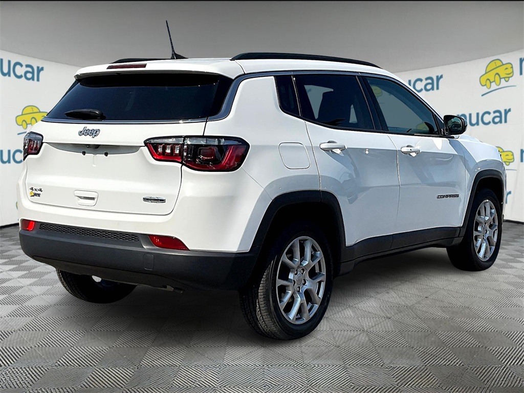 2022 Jeep Compass Latitude Lux - Photo 6
