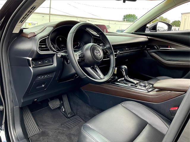 2025 Mazda CX-30 2.5 S Premium Package - Photo 8