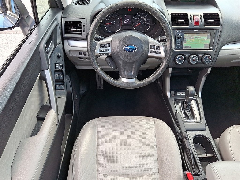 2015 Subaru Forester 2.5i Touring - Photo 11
