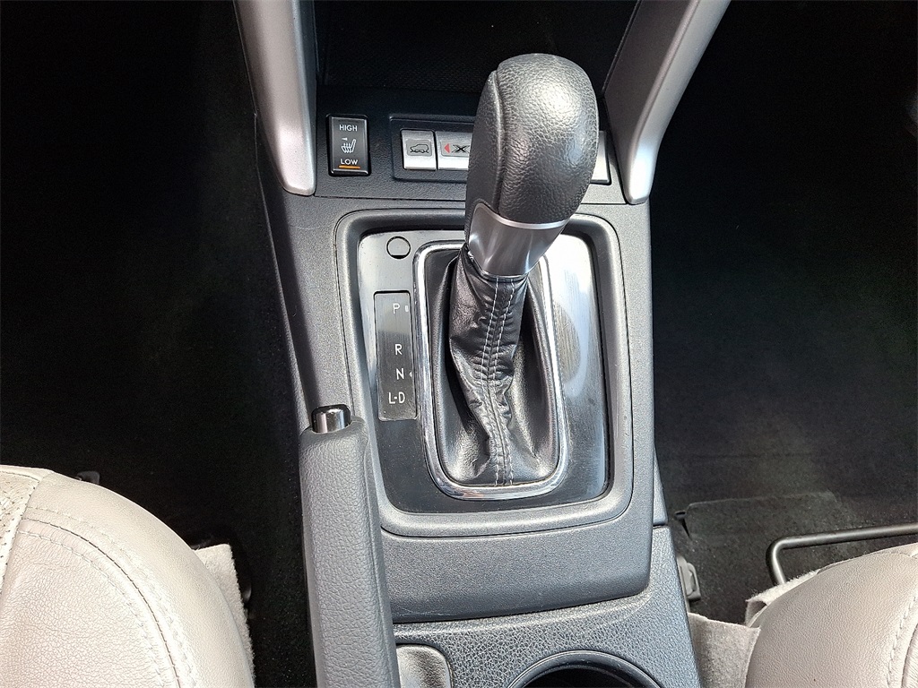 2015 Subaru Forester 2.5i Touring - Photo 15