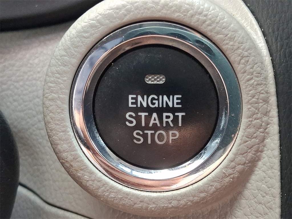 2015 Subaru Forester 2.5i Touring - Photo 22