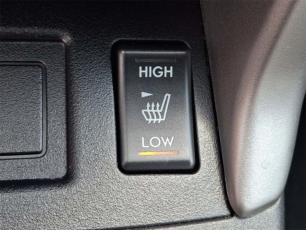 2015 Subaru Forester 2.5i Touring - Photo 24