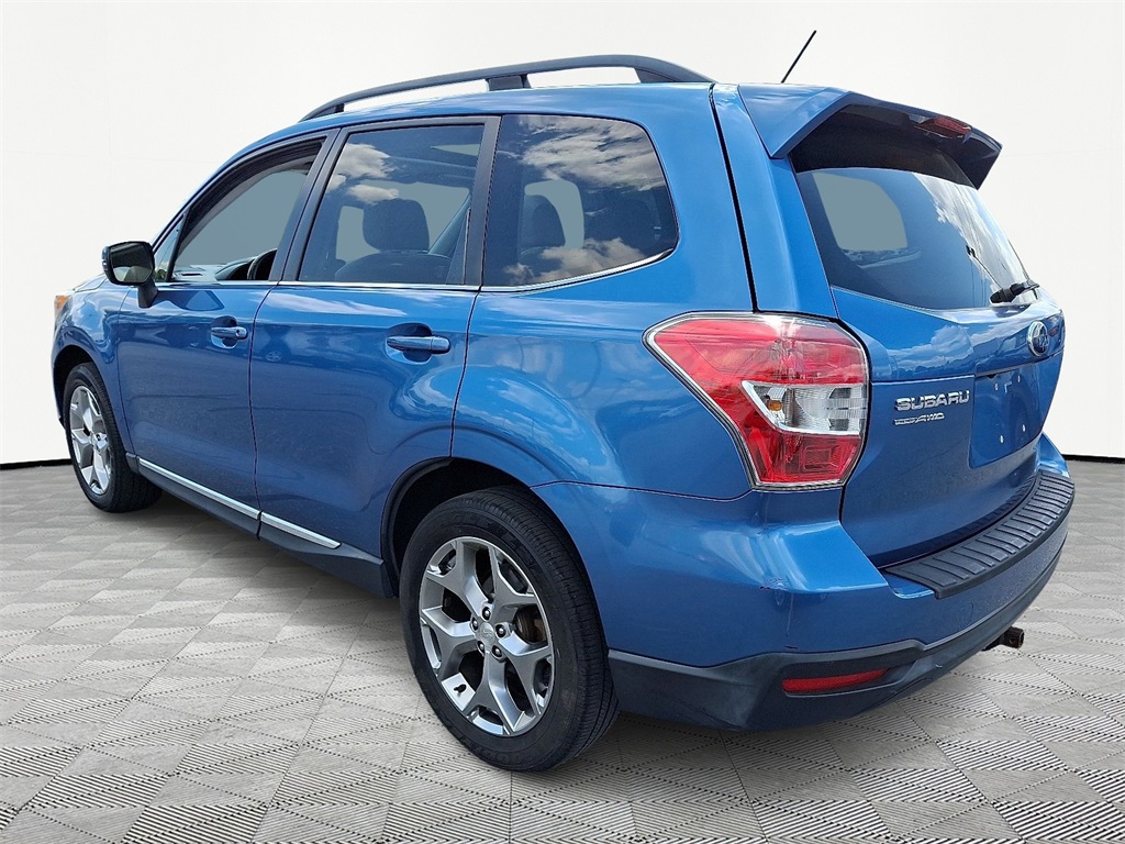 2015 Subaru Forester 2.5i Touring - Photo 4
