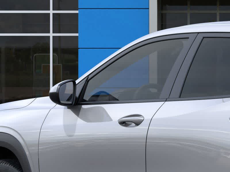 2025 Chevrolet Trax LS - Photo 12