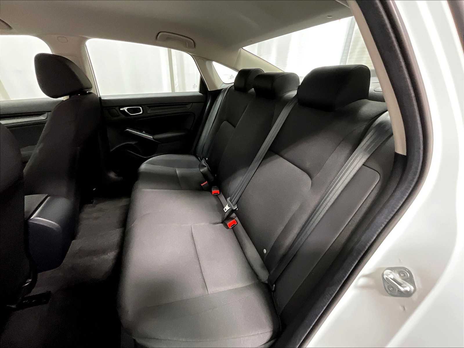 2025 Honda Civic LX - Photo 15