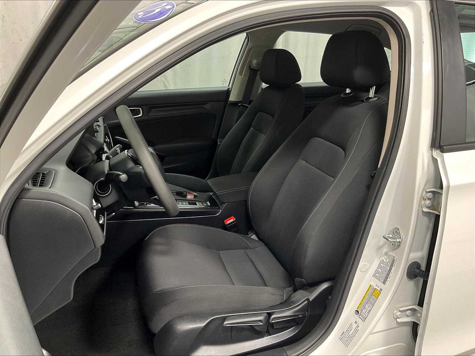 2025 Honda Civic LX - Photo 10