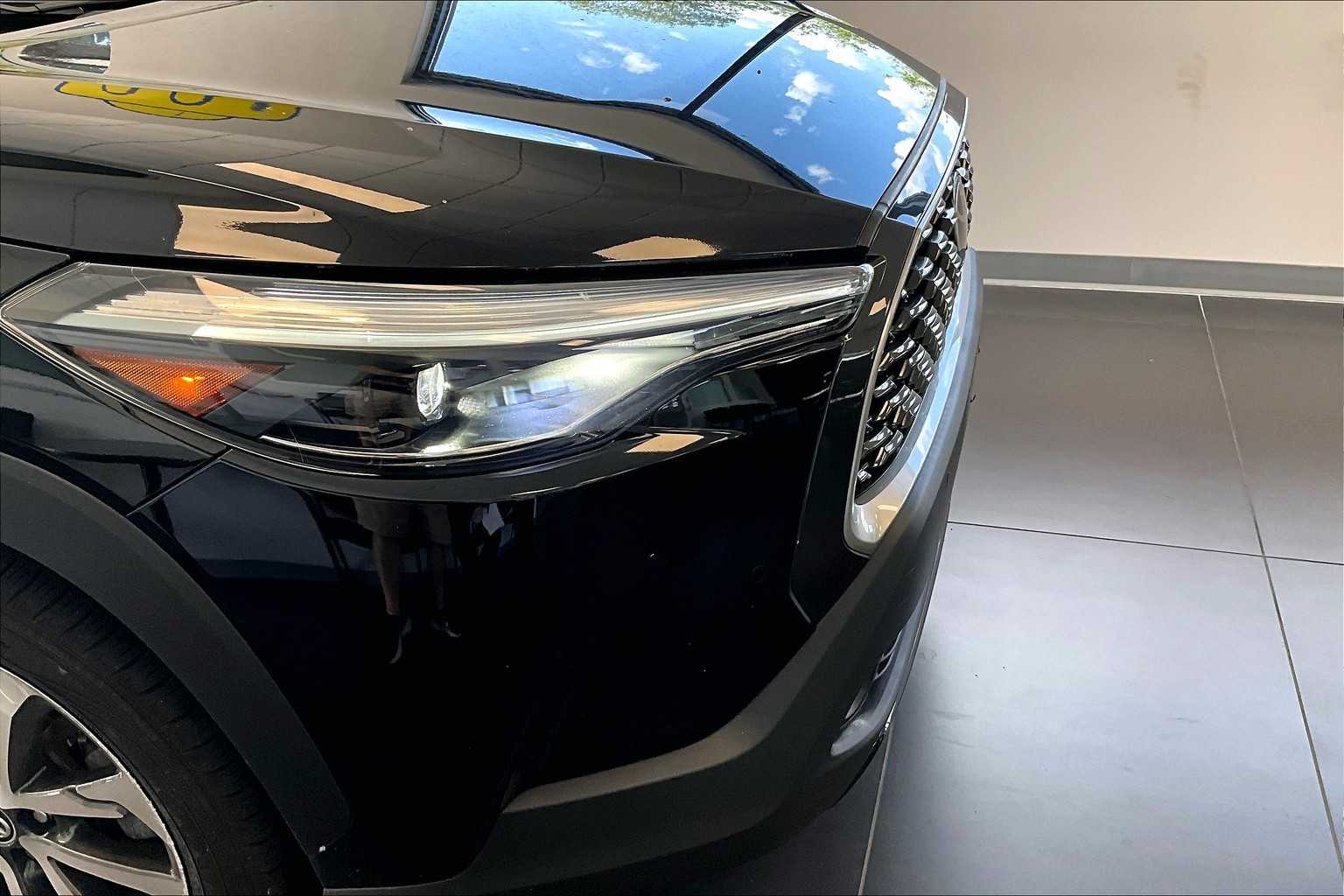 2022 Toyota Corolla Cross XLE - Photo 5