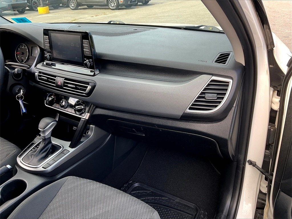 2023 Kia Seltos LX - Photo 12