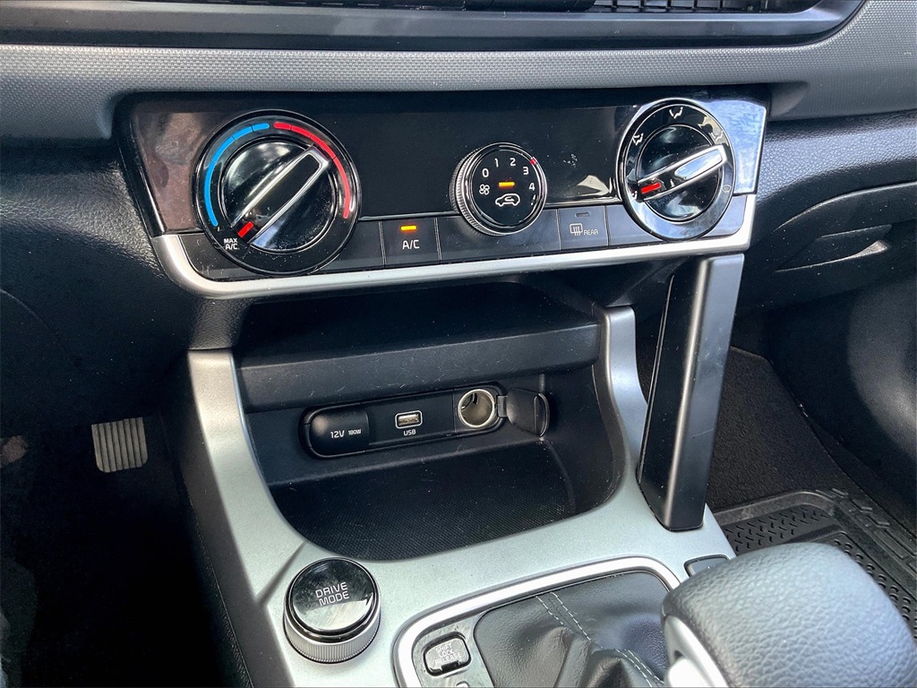 2023 Kia Seltos LX - Photo 24