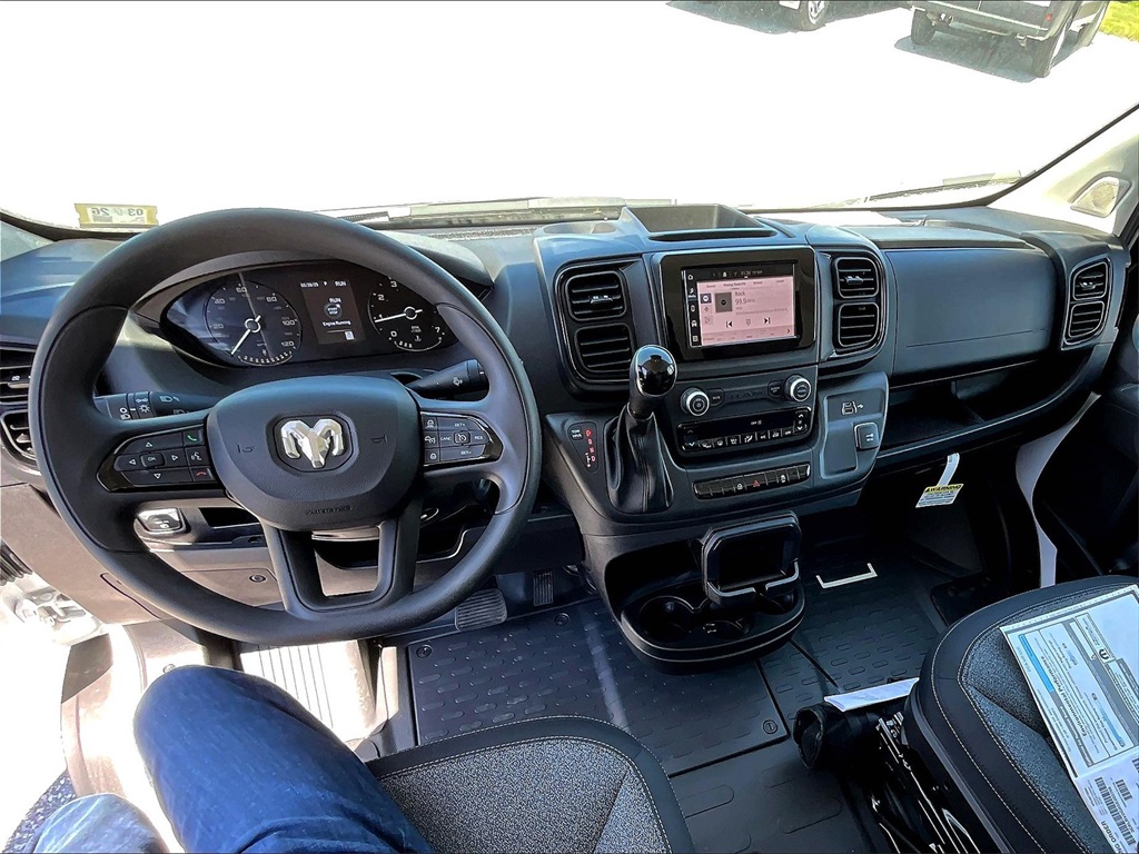 2025 Ram ProMaster 2500 High Roof - Photo 12